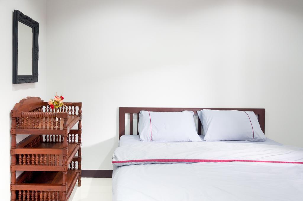Baan Bunyat Hotel Chiang Mai Buitenkant foto