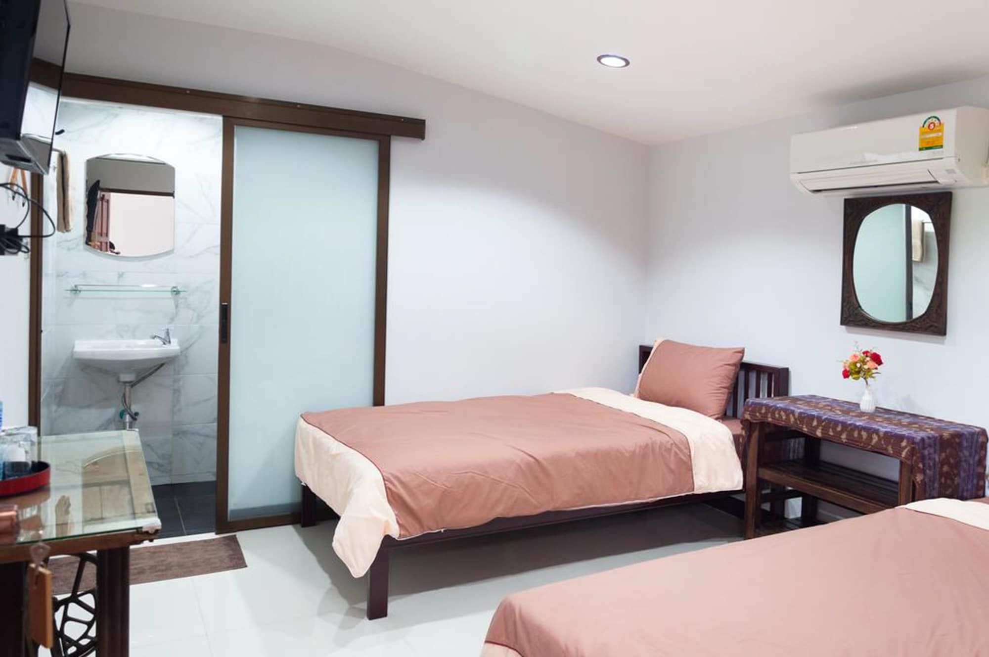Baan Bunyat Hotel Chiang Mai Buitenkant foto